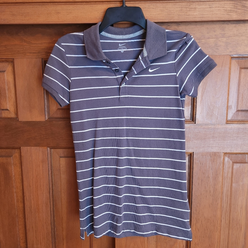 NIKE SPORTSWEAR Polo Golf Shirt, Gray w-White Stripes, Size M, NWT
